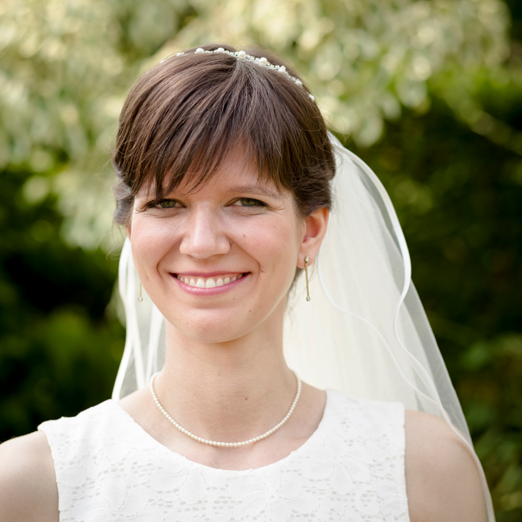 portrait bride - Sarah Janssen wedding photography